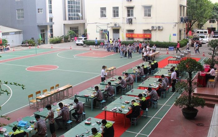电工电子技术专业比赛现场.JPG