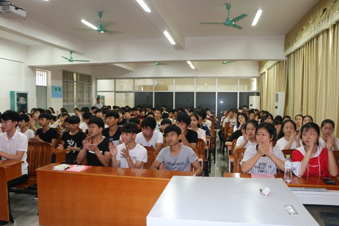 05结业典礼现场IMG_.JPG