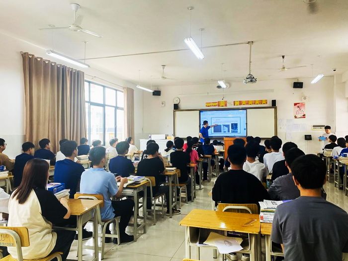 图片4_调整大小.jpg