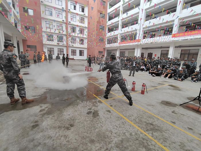 图片6缩小.jpg