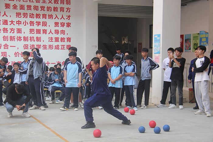 08缩小.jpg