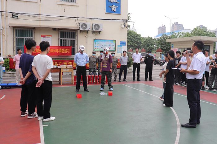 05缩小.jpg