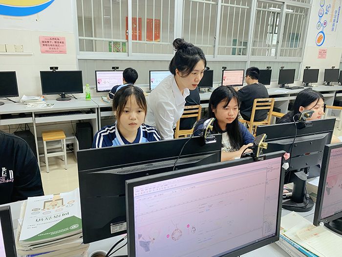 03缩小.jpg