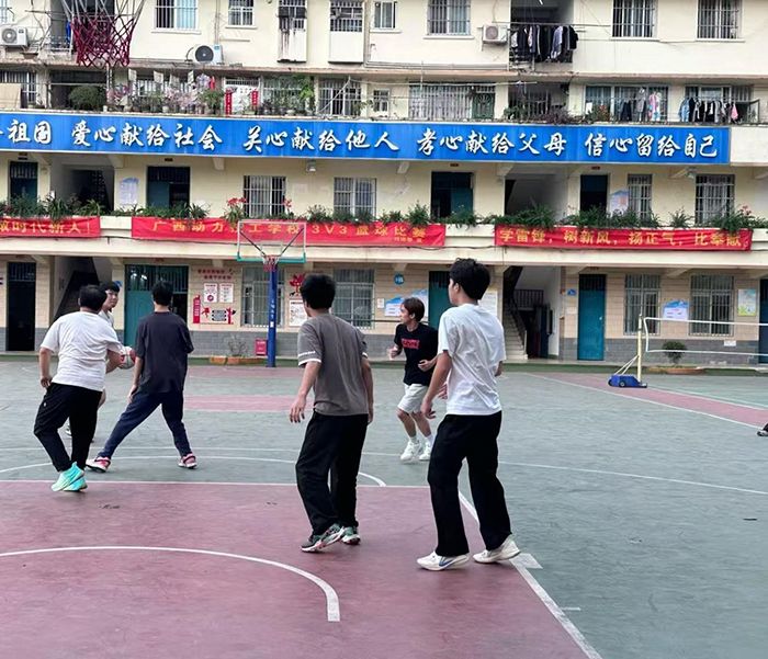 青春飞扬展风采 强健体魄筑未来——广西动力技工学校3V3学生篮球赛