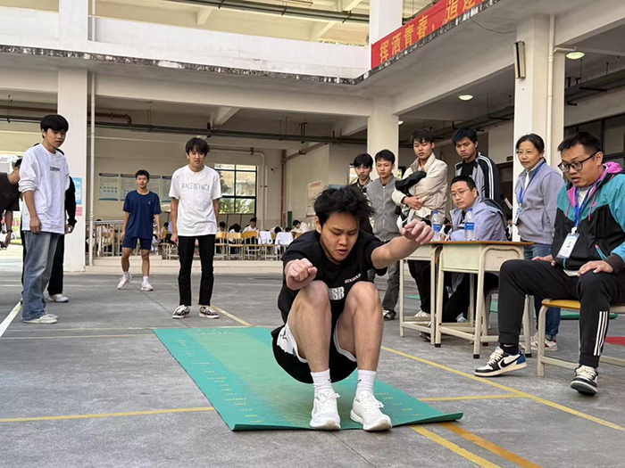 运动会3.png