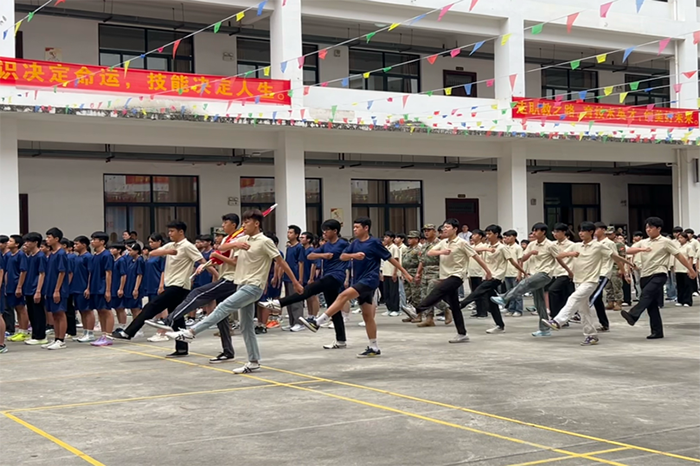军训砺心志 逐梦向未来 ——广西动力技工学校2026级新生军训圆满落幕